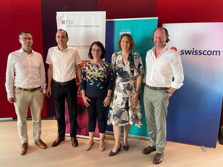 Herzlichen Dank an Prof. Dr. Tobias Straumann (Referent) und an die Roundtable-Leitende Dr. Matthias Degen, KPMG, Dr. Christine Hehli Hidber, Basler Kantonalbank und Michael Benz, Swisscom. Besten Dank an die Sponsoren KPMG und Swisscom